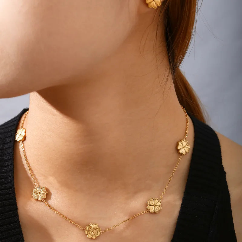 Amora Set- Necklace,Bracelet and Earrings